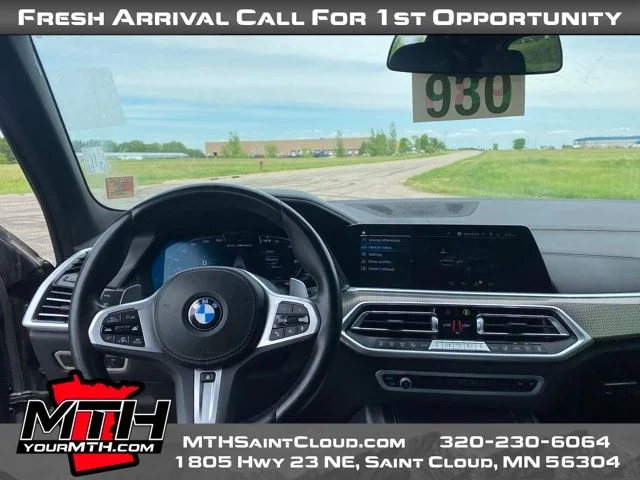 Used 2022 Black BMW M50i image 9