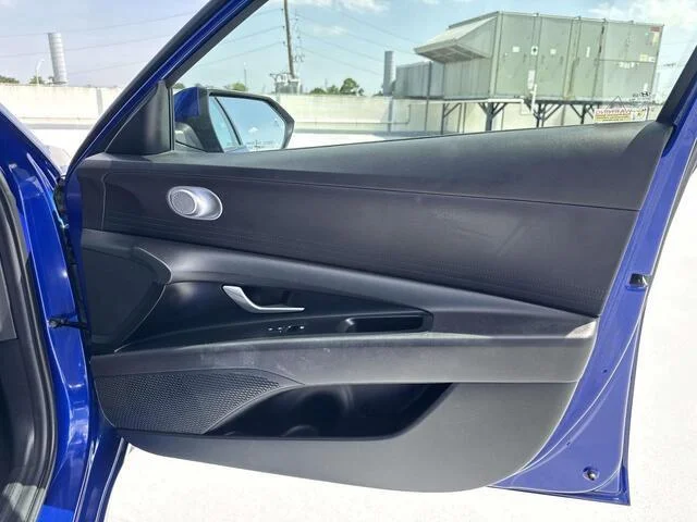 Used 2024 Intense Blue Hyundai SEL image 14