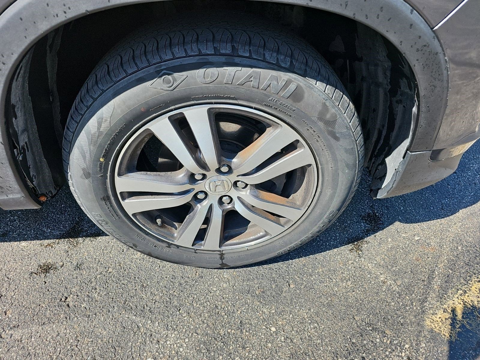 Used 2018 Gray Honda EX-L image 8