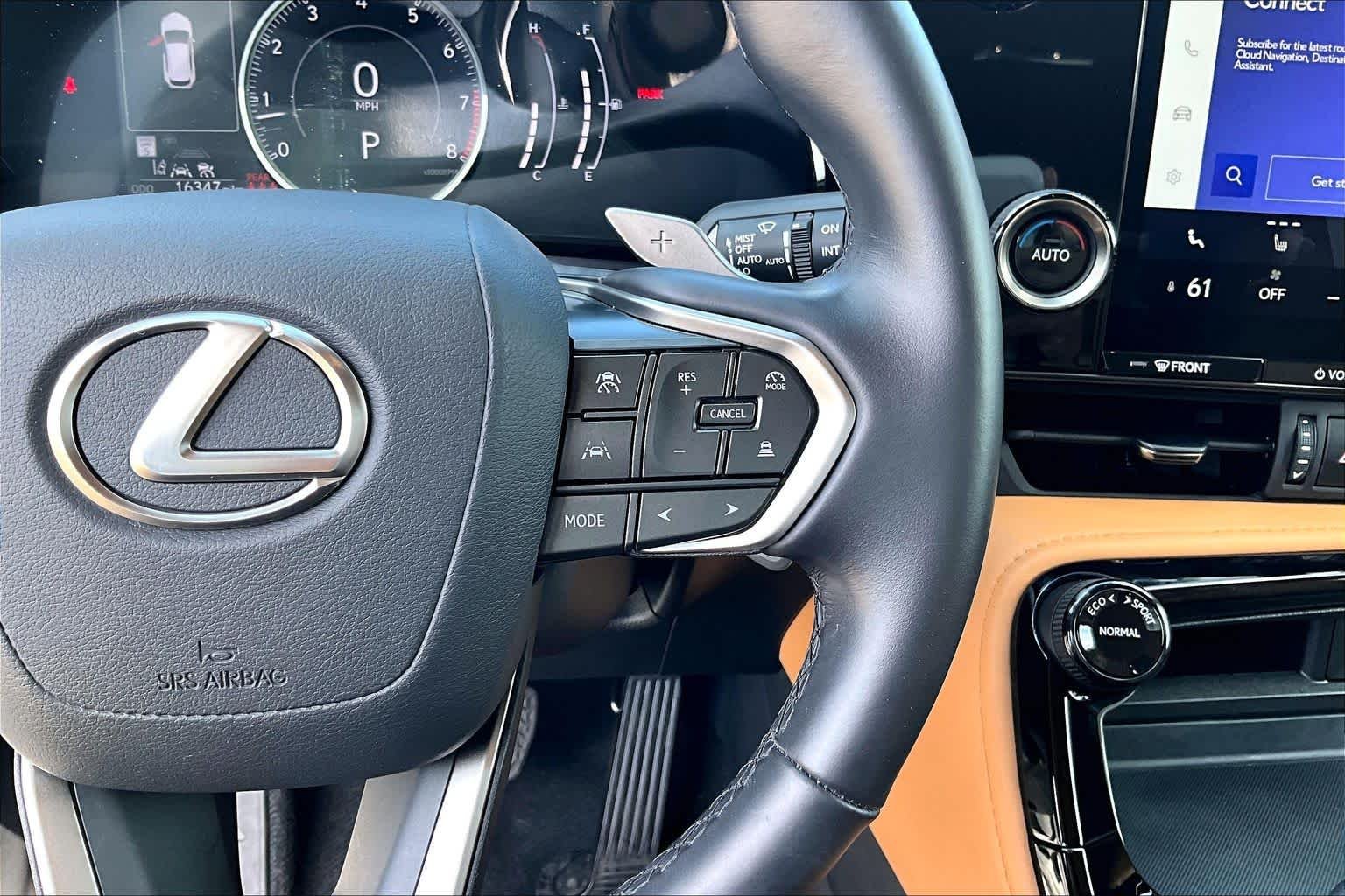 Certified Used 2025 Eminent White Pearl Lexus  image 23