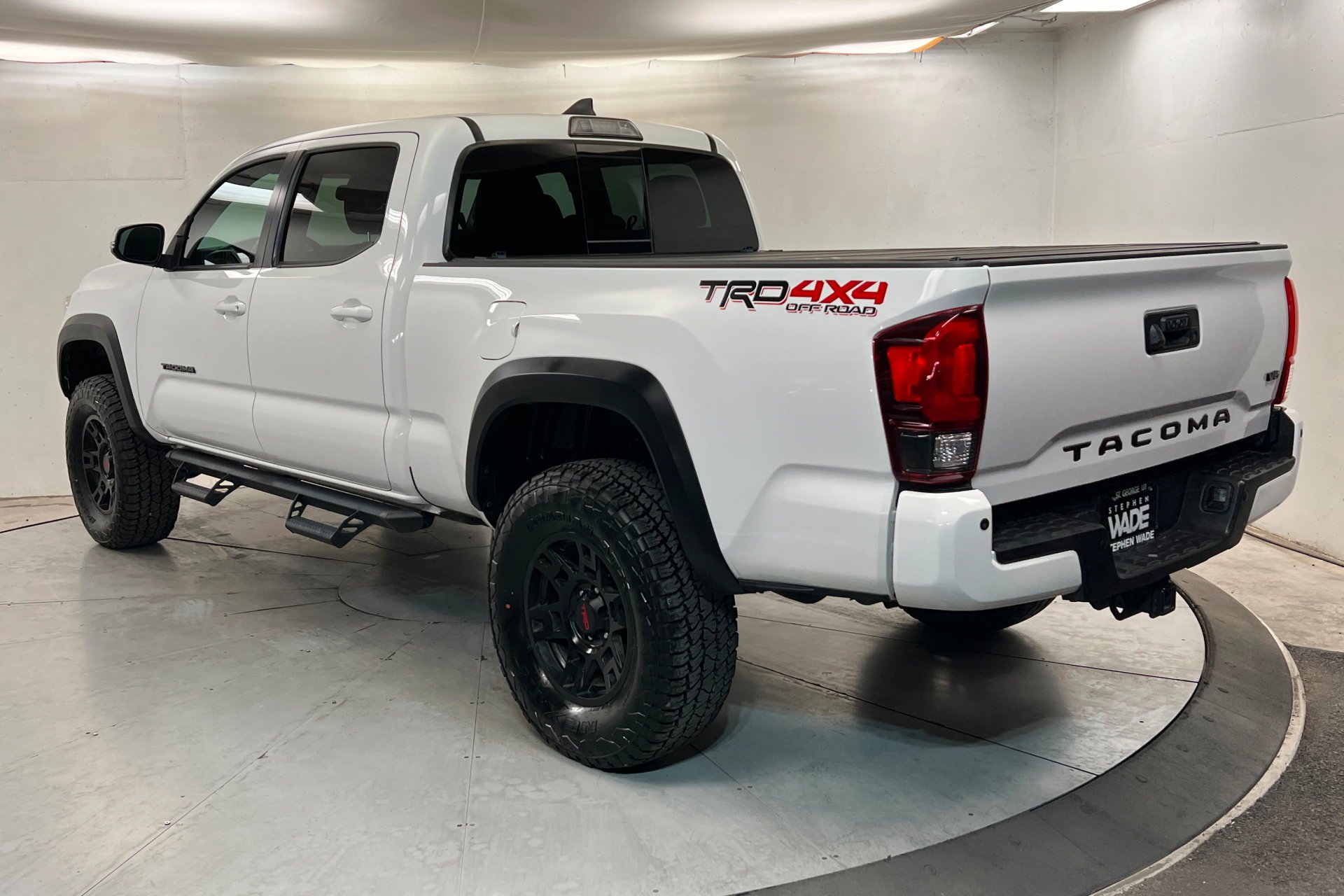 Used 2019 SUPER WHITE Toyota TRD Off-Road image 3