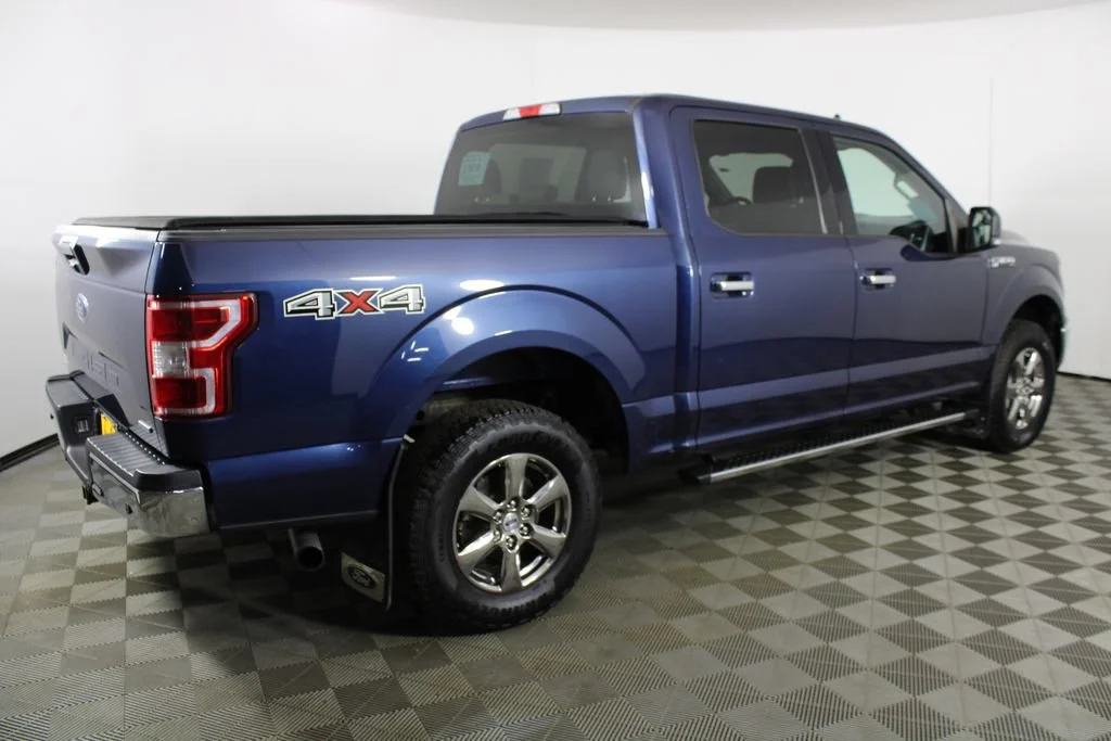 Used 2020 Blue Ford XL image 5