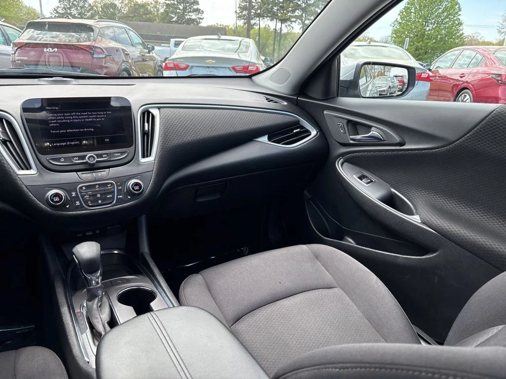 Used 2024 Gray Chevrolet LT image 11