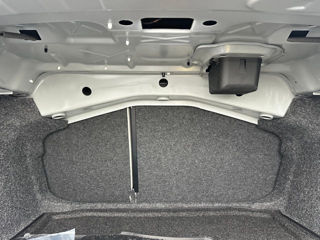 New 2026 Opal White Pearl Volkswagen 1.5T SE image 18