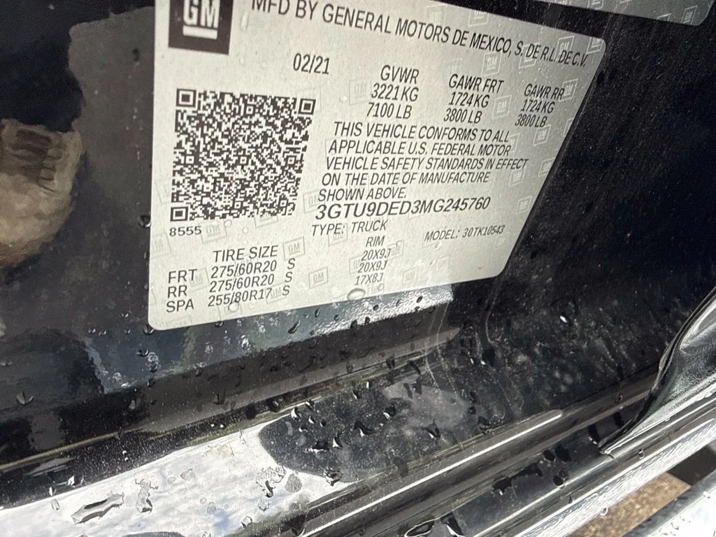 Used 2021 Black GMC SLT image 10