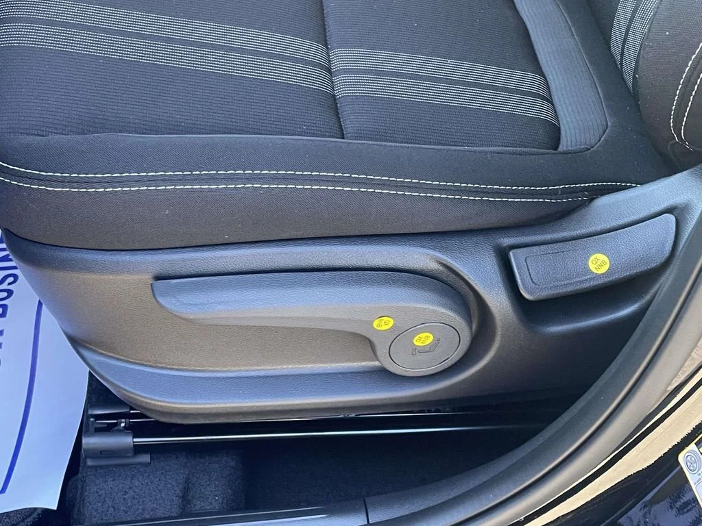New 2026 Black Hyundai SEL image 16