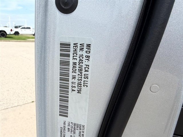 New 2026 Silver-Zynith Exterior Paint Jeep Limited Reserve image 28