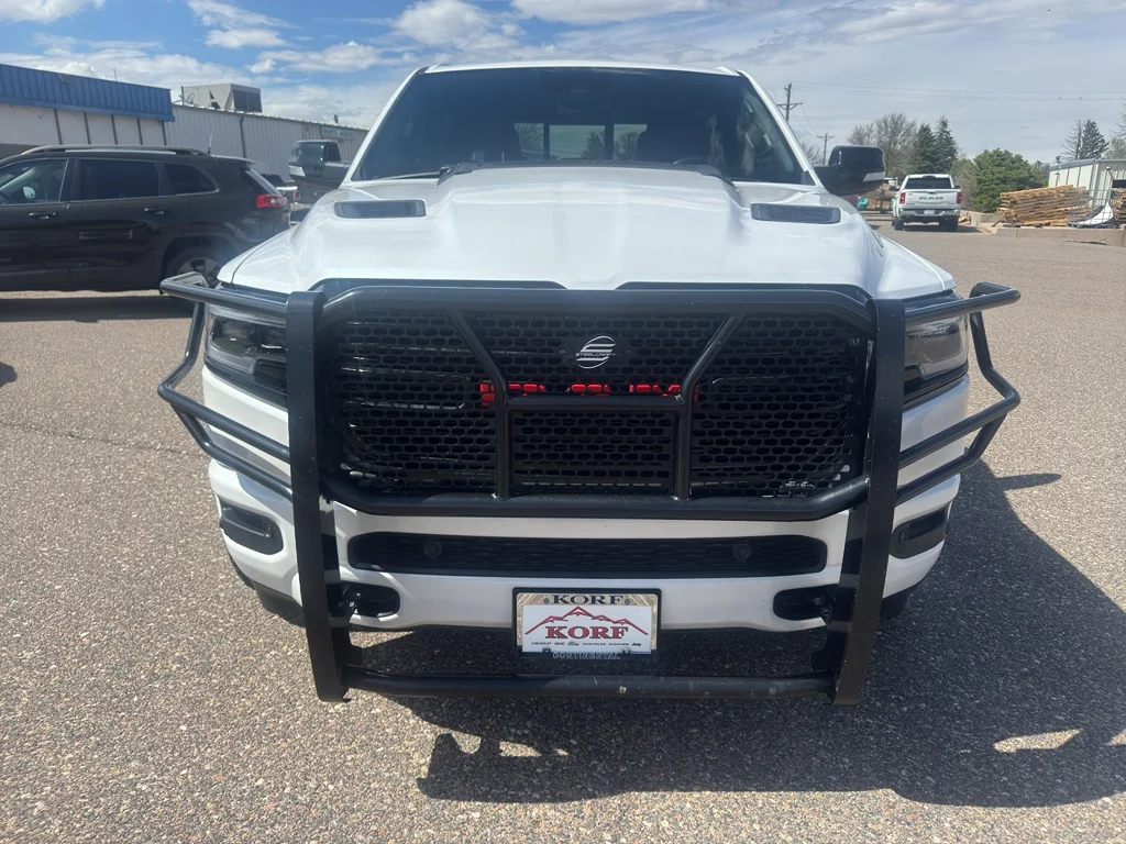 Used 2022 Ivory White Tri-Coat Pearlcoat Ram Limited image 3