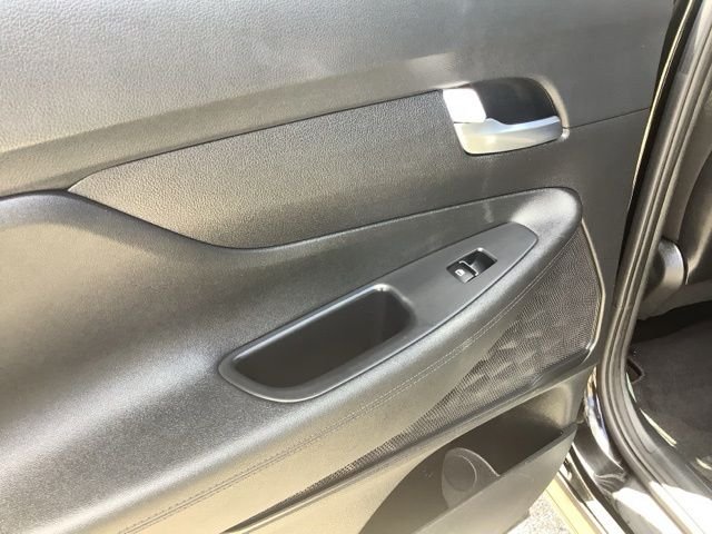 Certified Used 2022 Twilight Black Hyundai SEL Convenience image 18