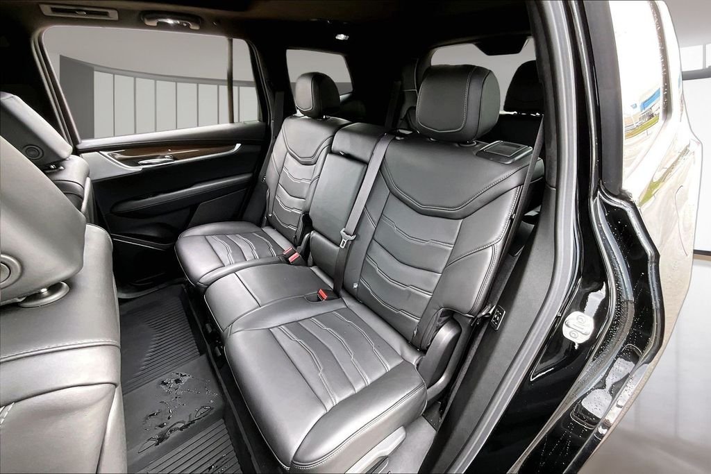 Used 2025 Black Cadillac Premium Luxury image 26