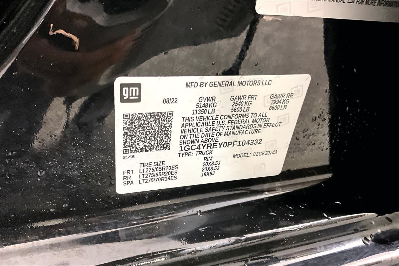 Used 2023 Black Chevrolet High Country image 33