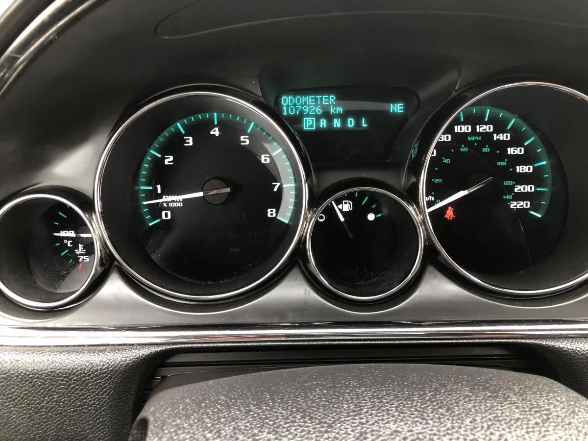 Used 2017 Red Buick AWD 4dr Premium image 13
