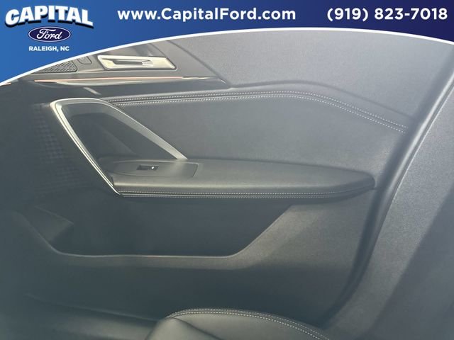 Used 2023 Gray BMW xDrive28i image 29