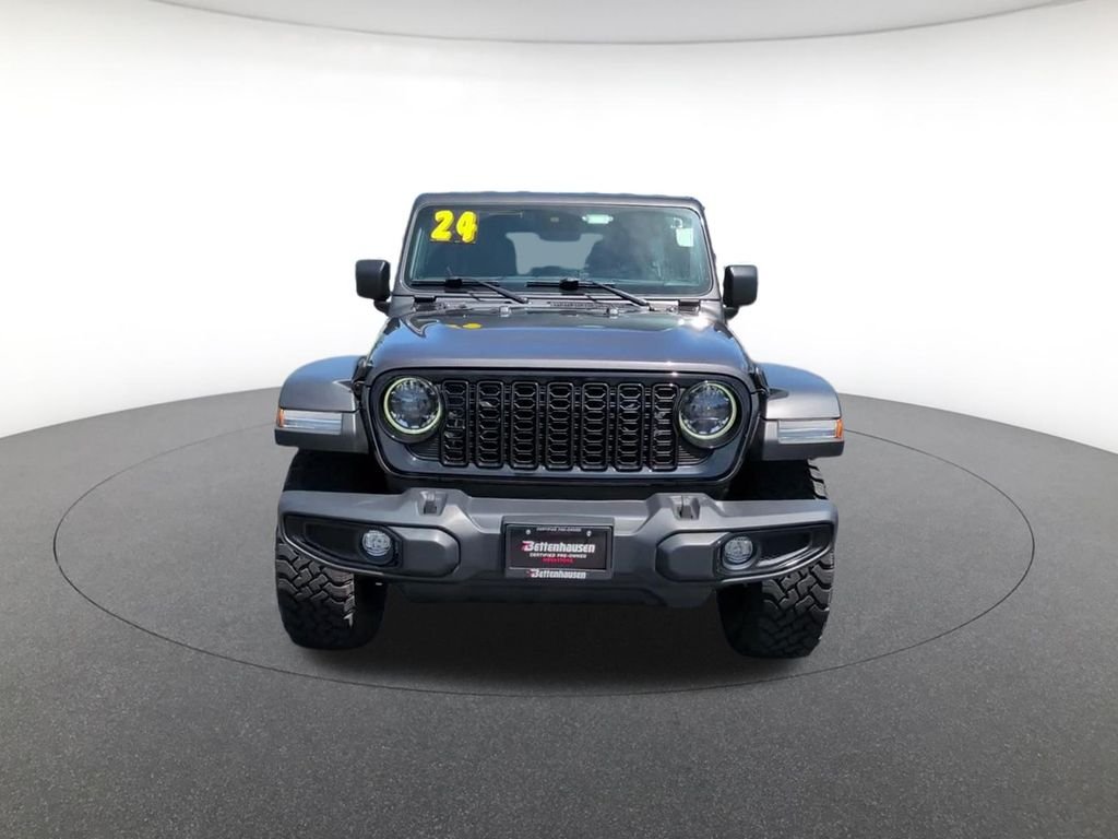 Certified Used 2024 Crystal Metallic Jeep Willys image 15