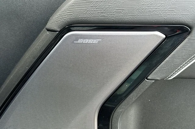 Used 2025 Silver GMC AT4X image 22
