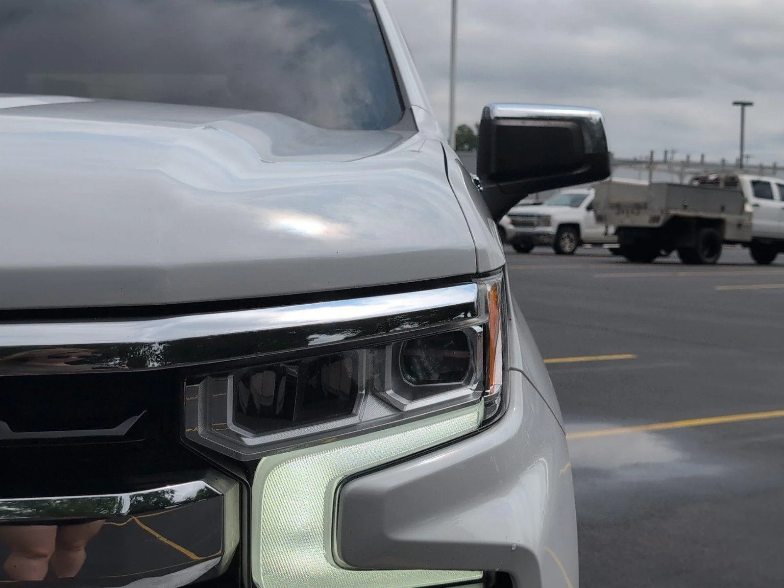 Used 2022 Summit White Chevrolet LT image 12