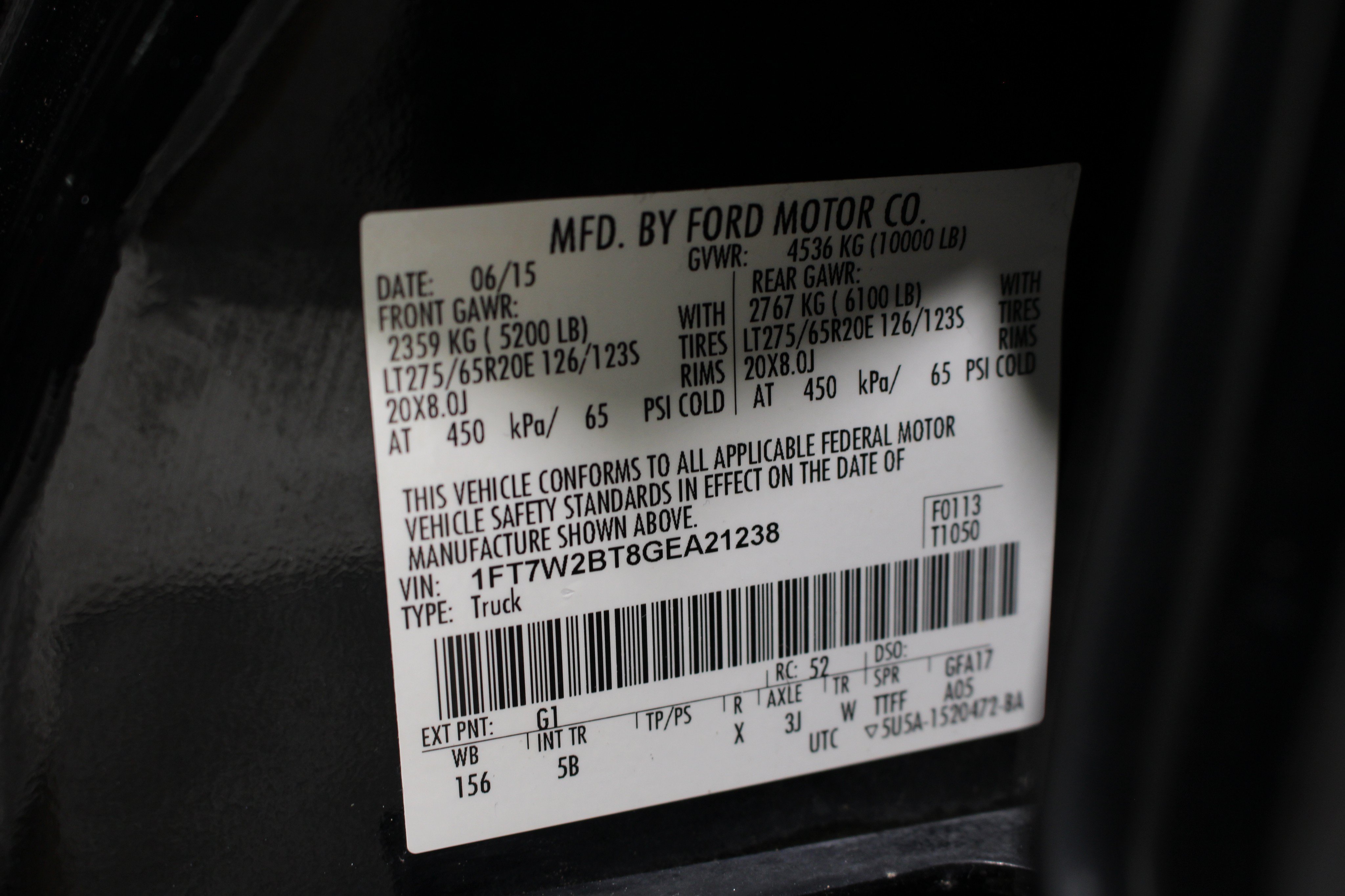 Used 2016 Shadow Black Ford Lariat image 31
