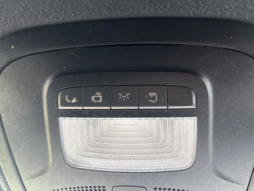 Used 2024 Arctic White Mercedes-Benz Cargo 170 WB image 31