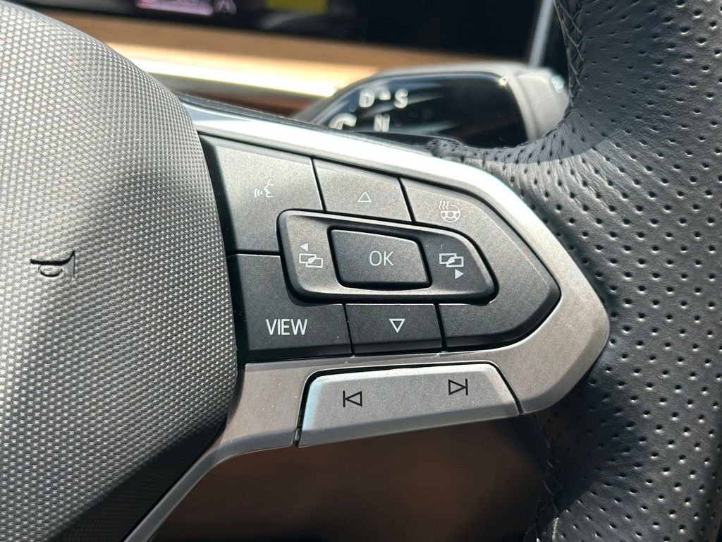 New 2026 Black Volkswagen 2.0T SEL R-Line Turbo image 28