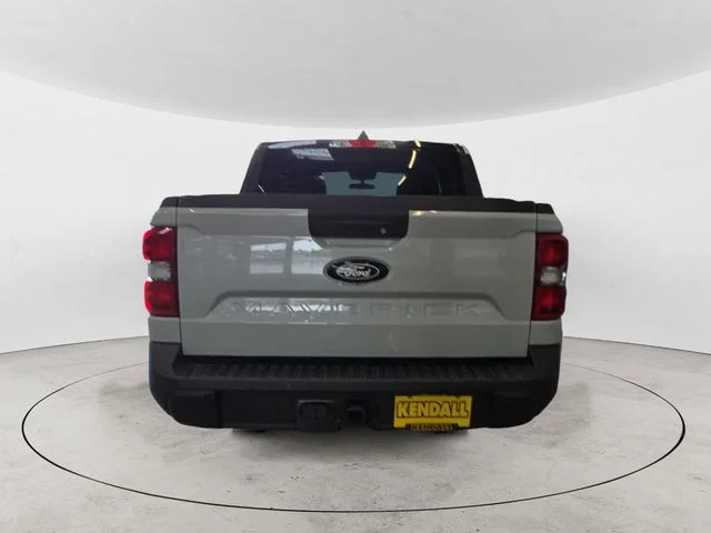 New 2026 Space White Metallic Ford XLT image 4