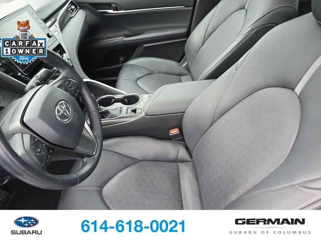 Used 2021 Beige Toyota XSE V6 image 17
