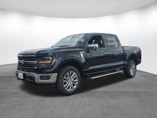 New 2026 Agate Black Metallic Ford XLT image 25