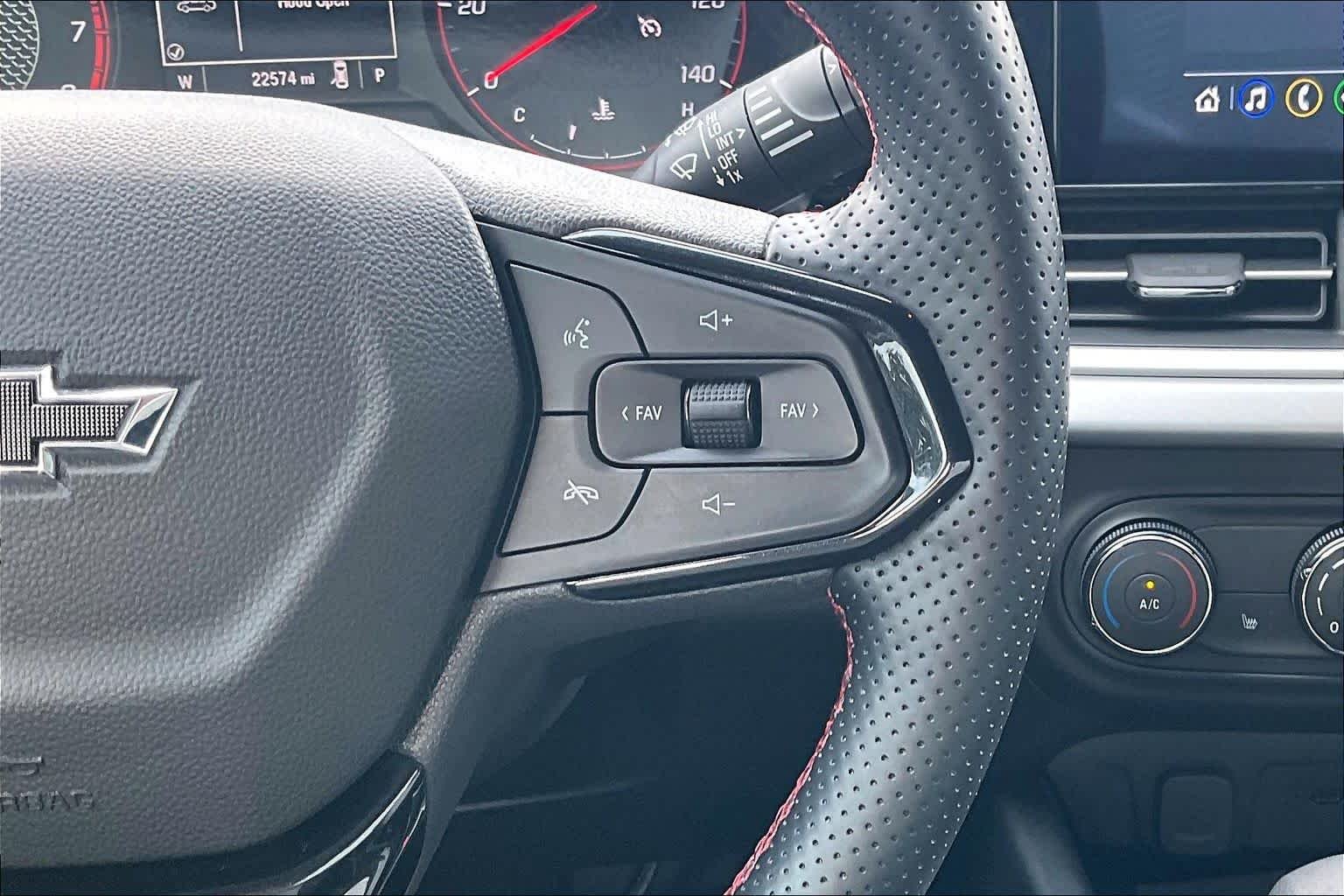 2025 Chevrolet Trax RS - Photo 26