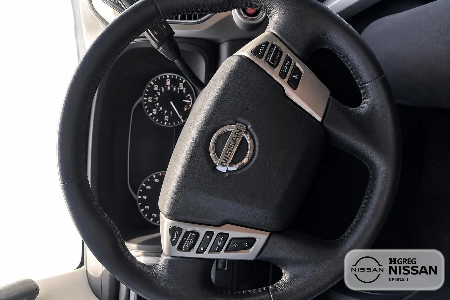 Used 2021 White Nissan SV image 4