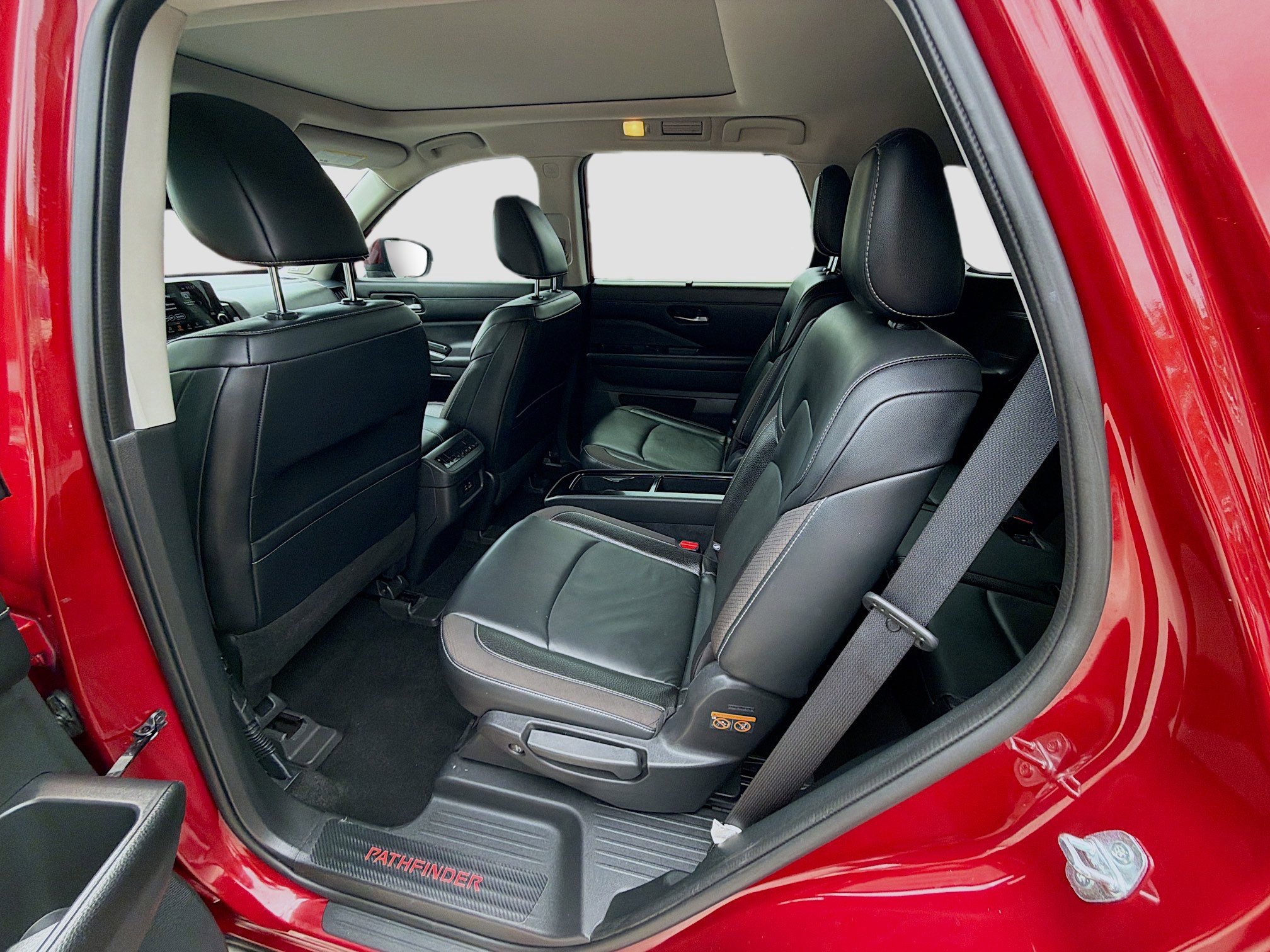 2022 Nissan Pathfinder SL - Photo 21