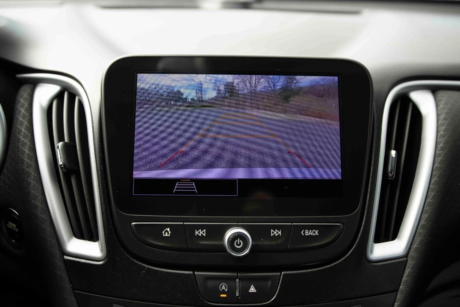 2023 Chevrolet Malibu 1LT - Photo 11