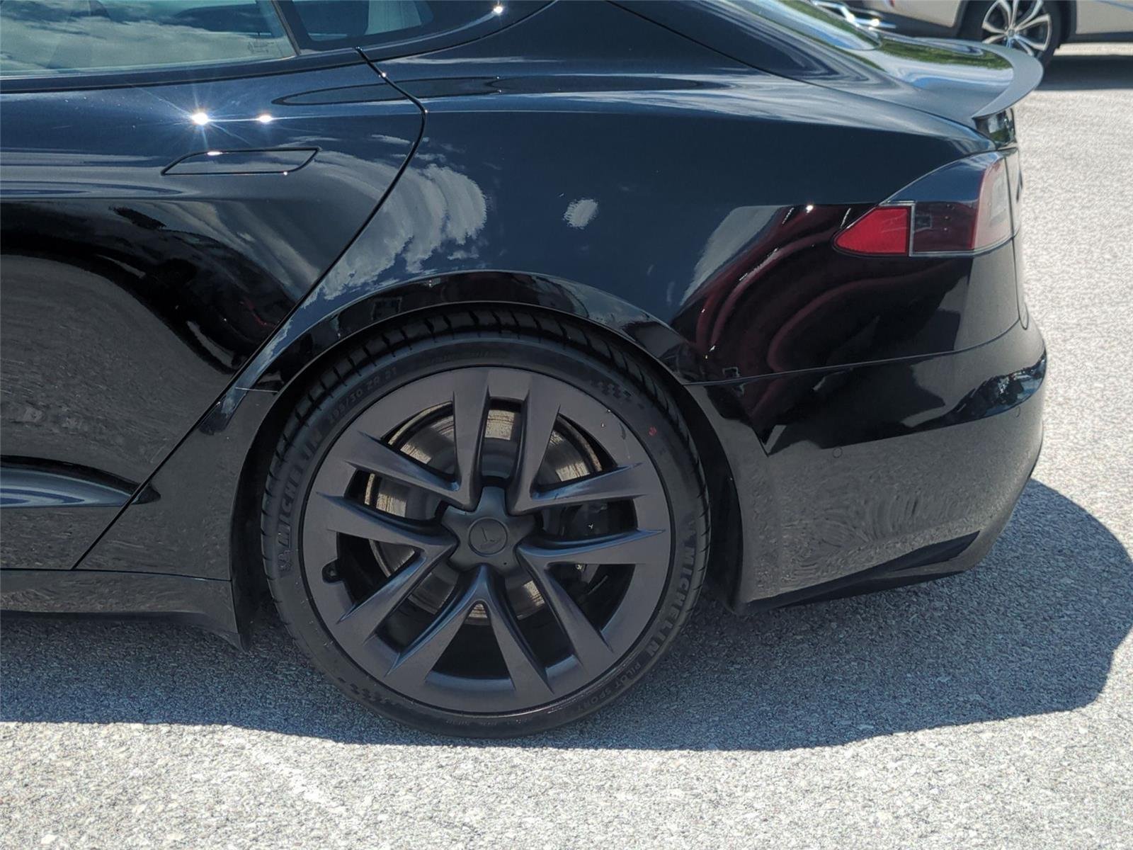 Used 2021 Solid Black Tesla Plaid image 11