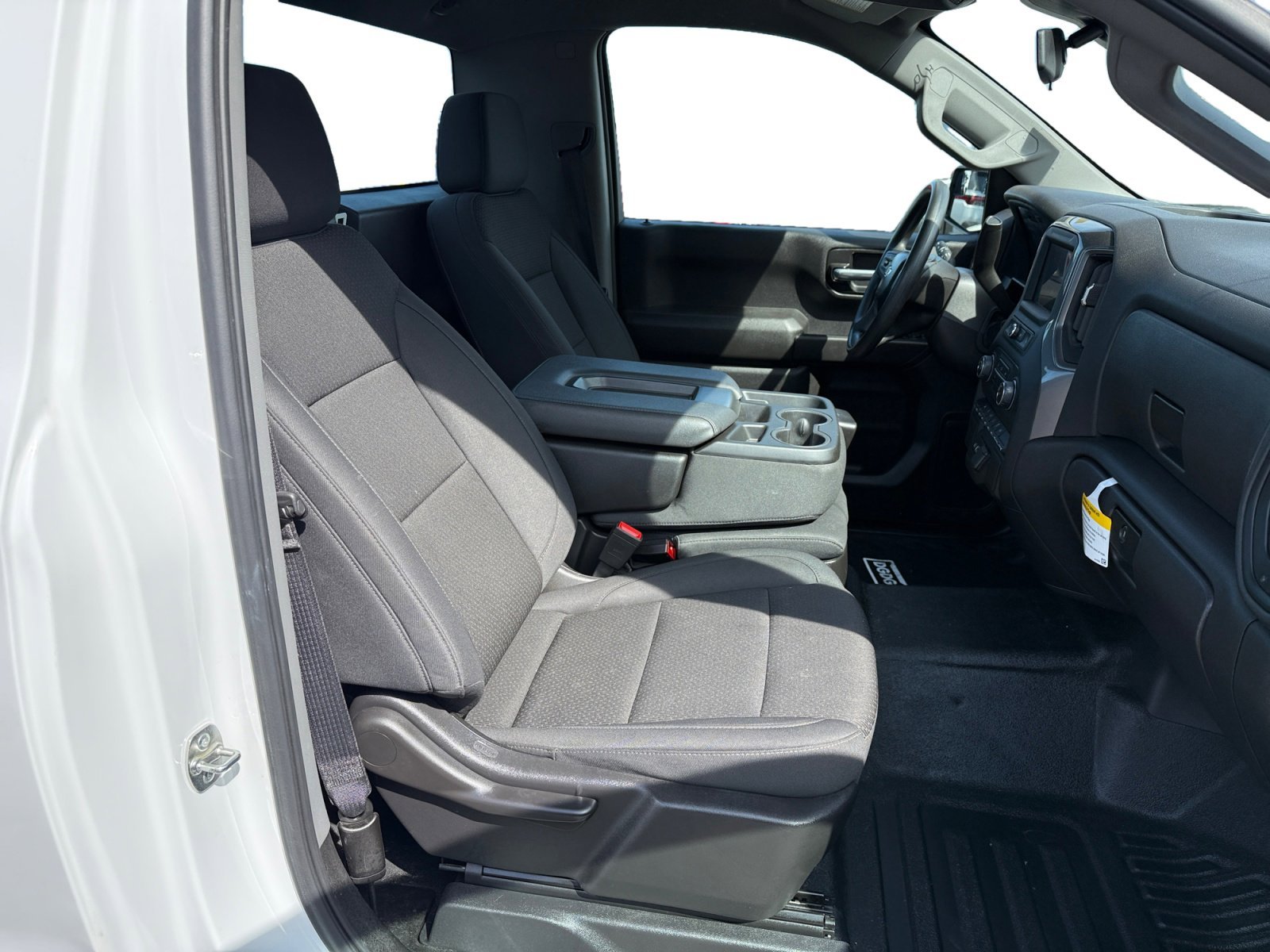 Used 2025 Summit White Chevrolet WT image 17