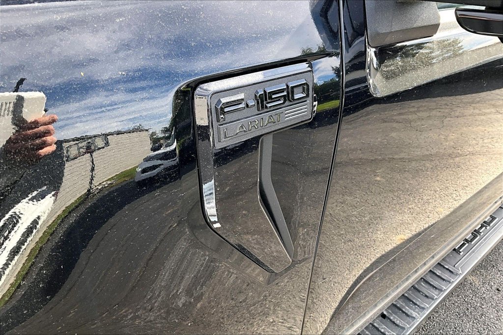 New 2026 Agate Black Metallic Ford Lariat® image 25