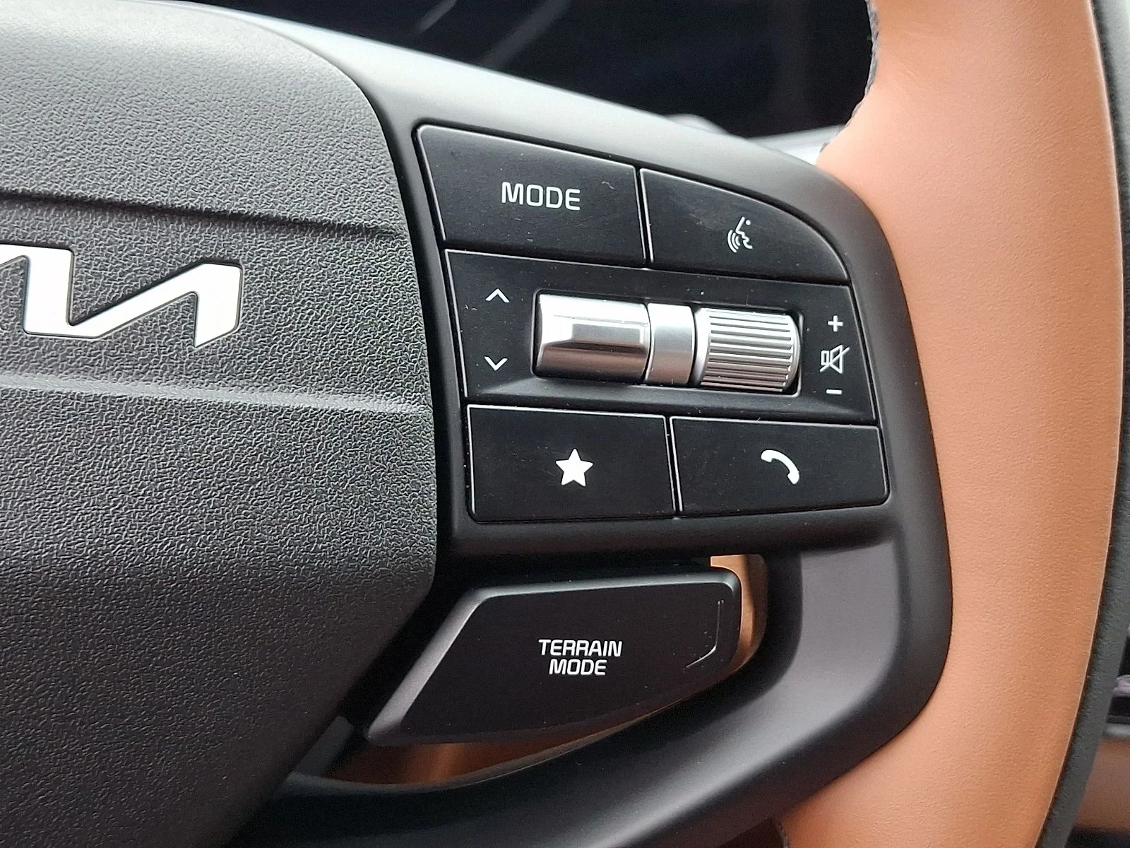 New 2026 Gray Kia X-Line image 21