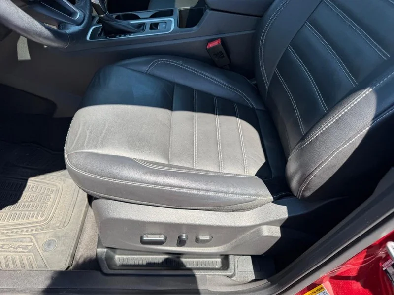 Used 2019 Ruby Red Metallic Tinted Clearcoat Ford Titanium image 22