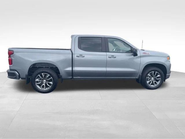 Used 2024 Sterling Gray Metallic Chevrolet RST image 7