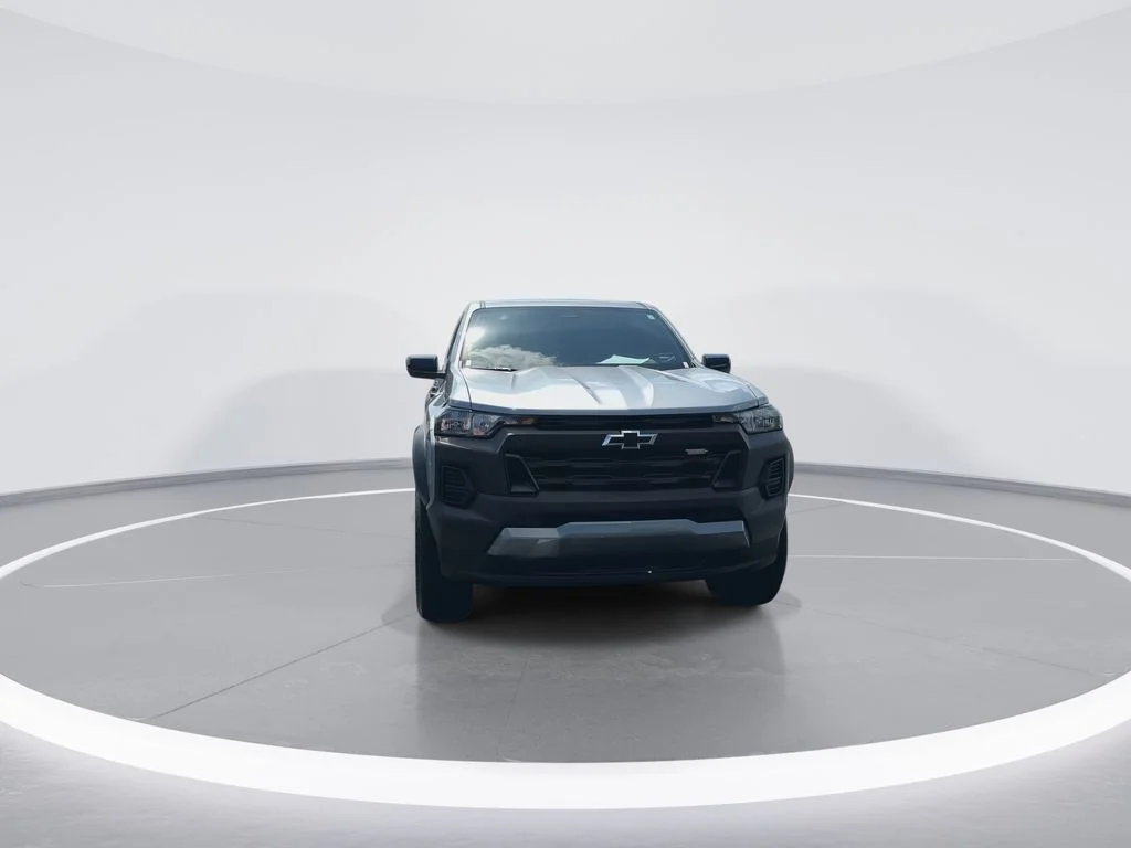 Used 2024 Gray Chevrolet Trail Boss image 3