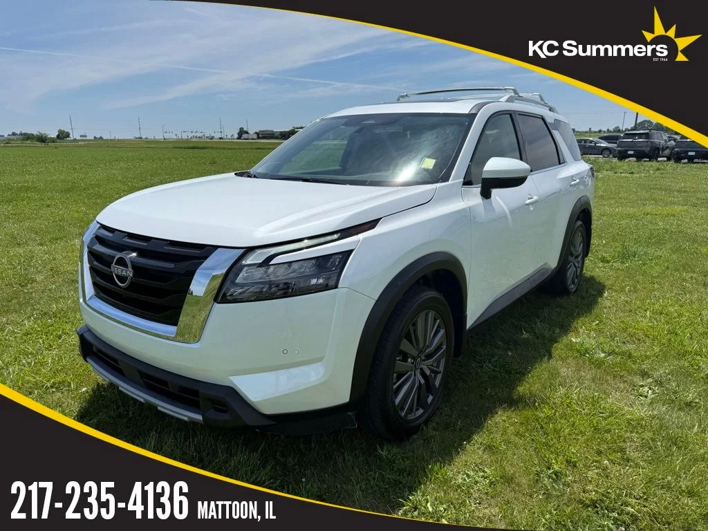 Certified Used 2025 White Pearl Nissan SL image 1