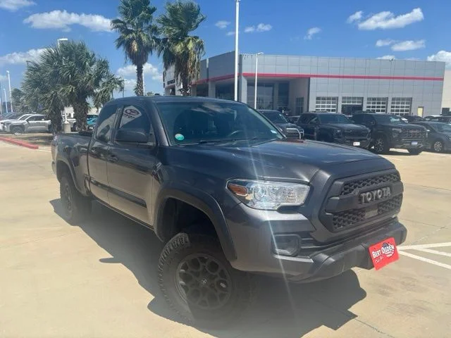 Used 2021  Toyota SR image 1