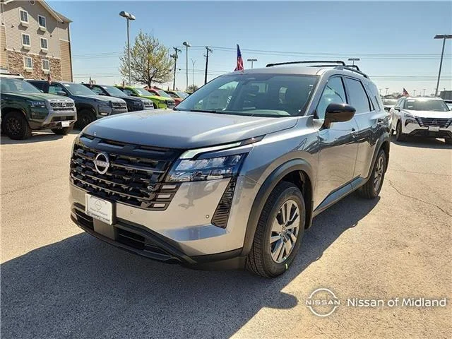2026 Nissan Pathfinder SV Front-Wheel Drive