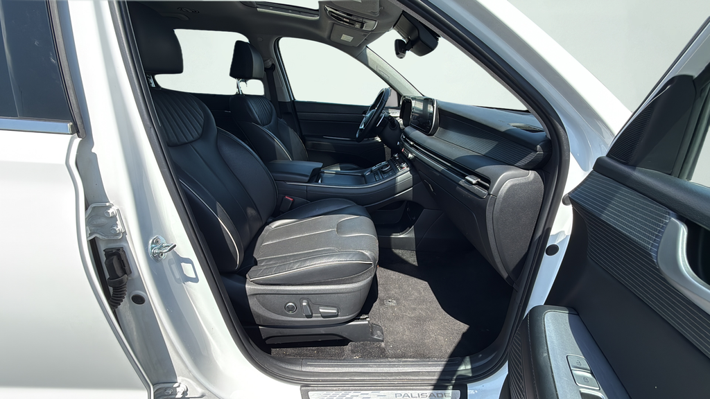 Used 2024 White Hyundai Limited image 45