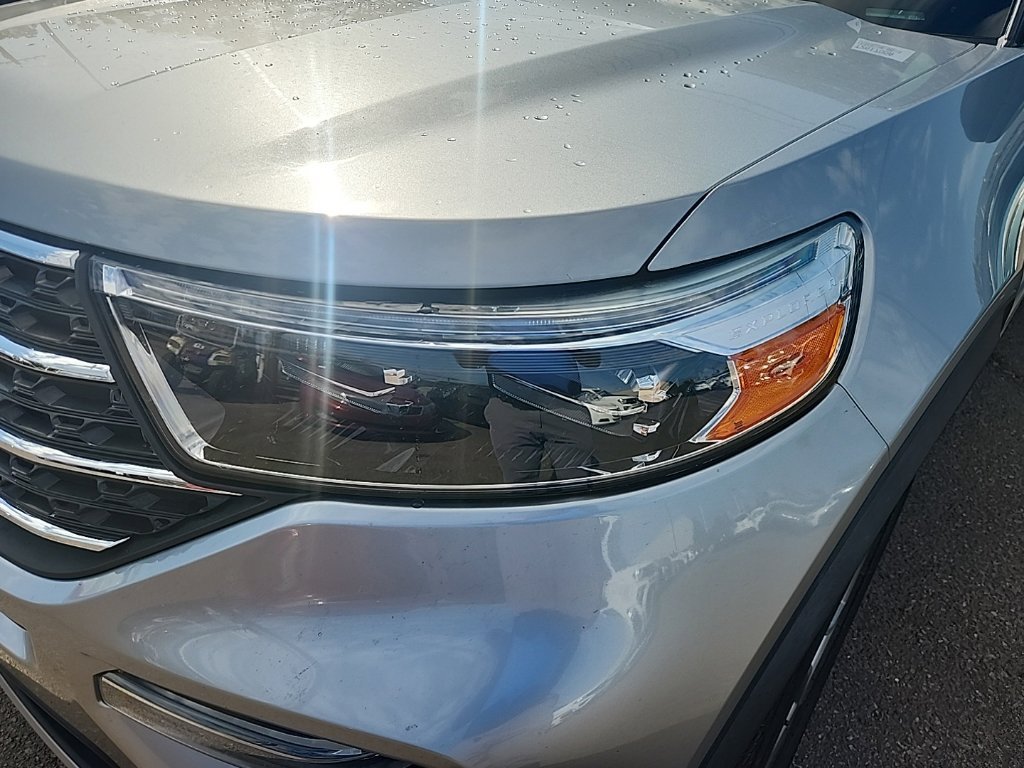 Used 2023 Silver Metallic Ford XLT image 5