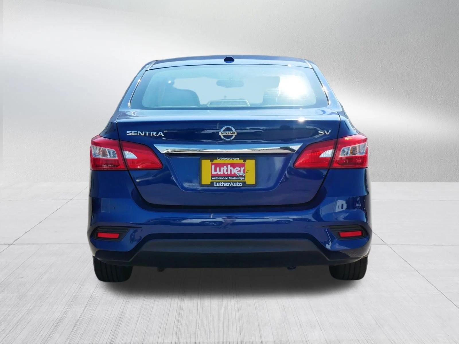 Used 2016 Deep Blue Pearl Nissan SV image 6