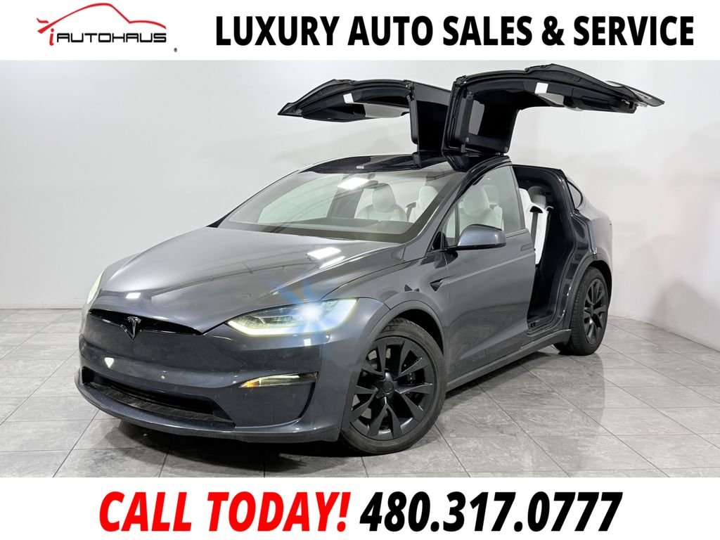 Used 2022 Gray Tesla Base image 1