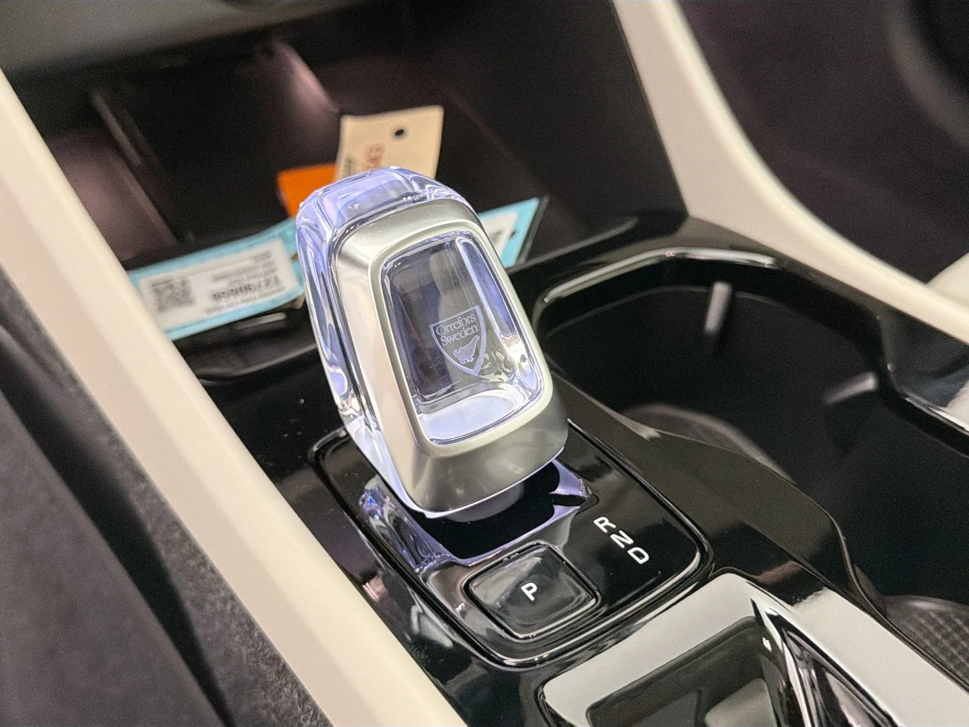 New 2026 Crystal White Volvo Plus image 15