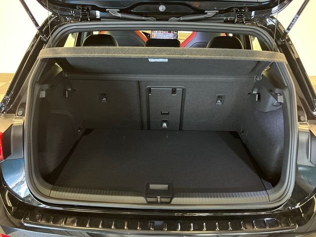New 2026 Black Volkswagen 2.0T SE image 5