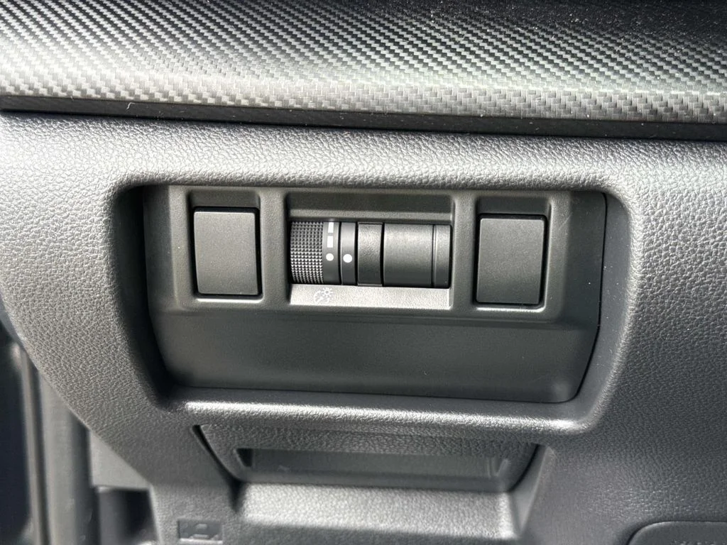 Used 2024 Black Subaru Base image 40