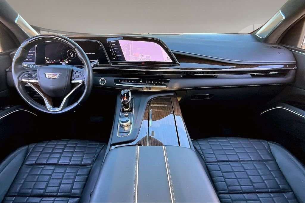 Used 2023 White Cadillac Sport Platinum image 15