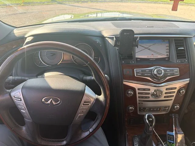 Used 2018 Black INFINITI Base image 7