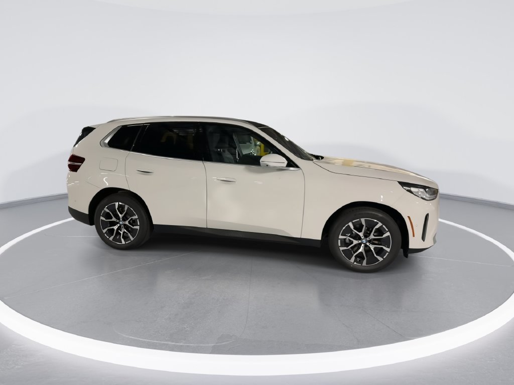 New 2026 Alpine White BMW 30 xDrive image 9